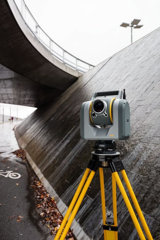 Trimble SX12 Application 6758 Trimble SX12 Application