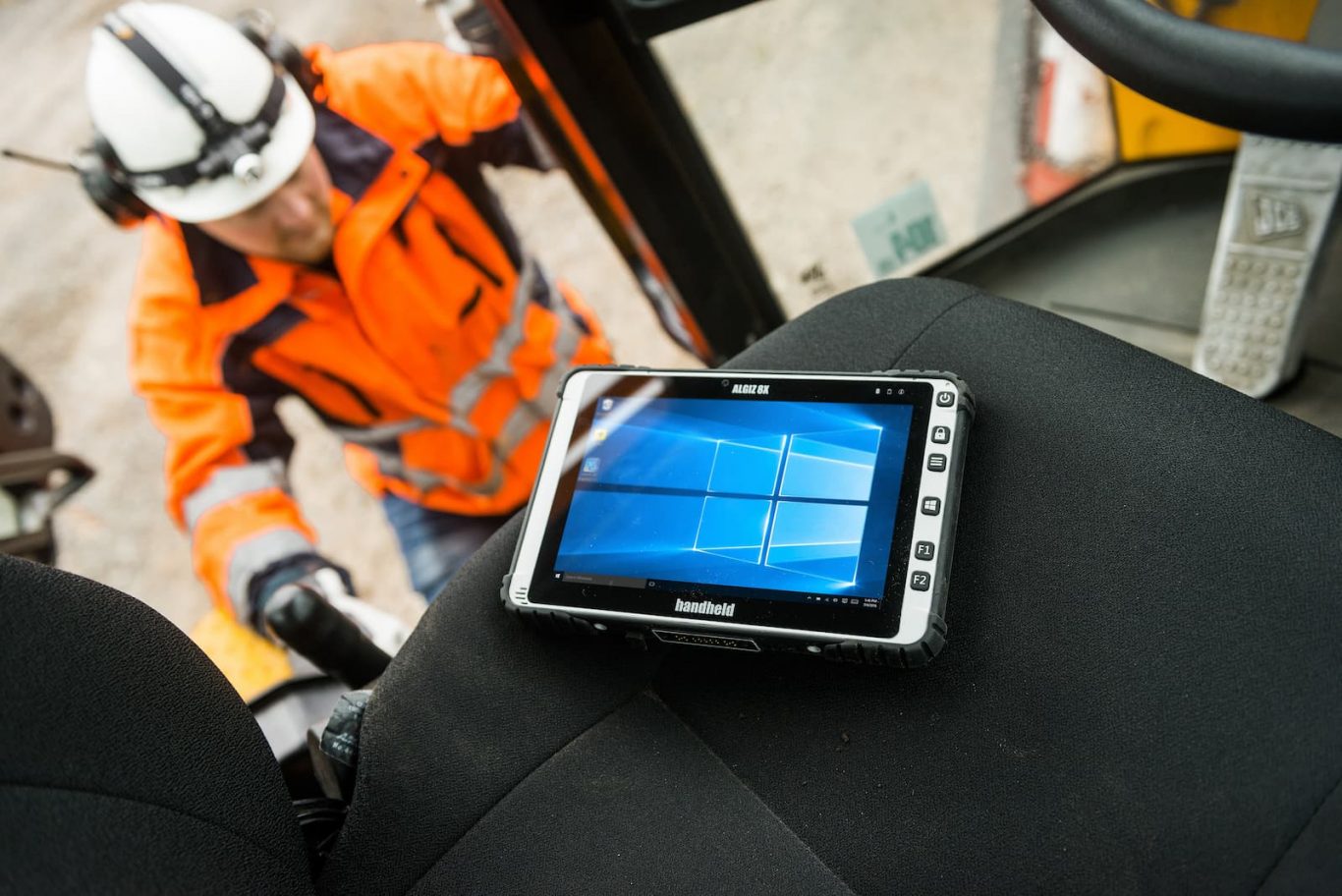 Handheld Algiz 8X Rugged Tablet Vehicle